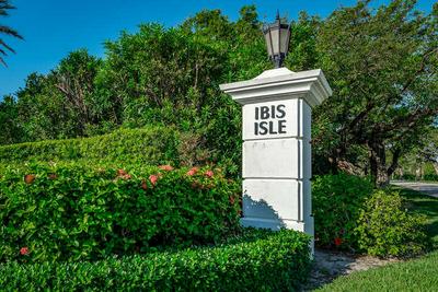 Ibis Isle Entrance